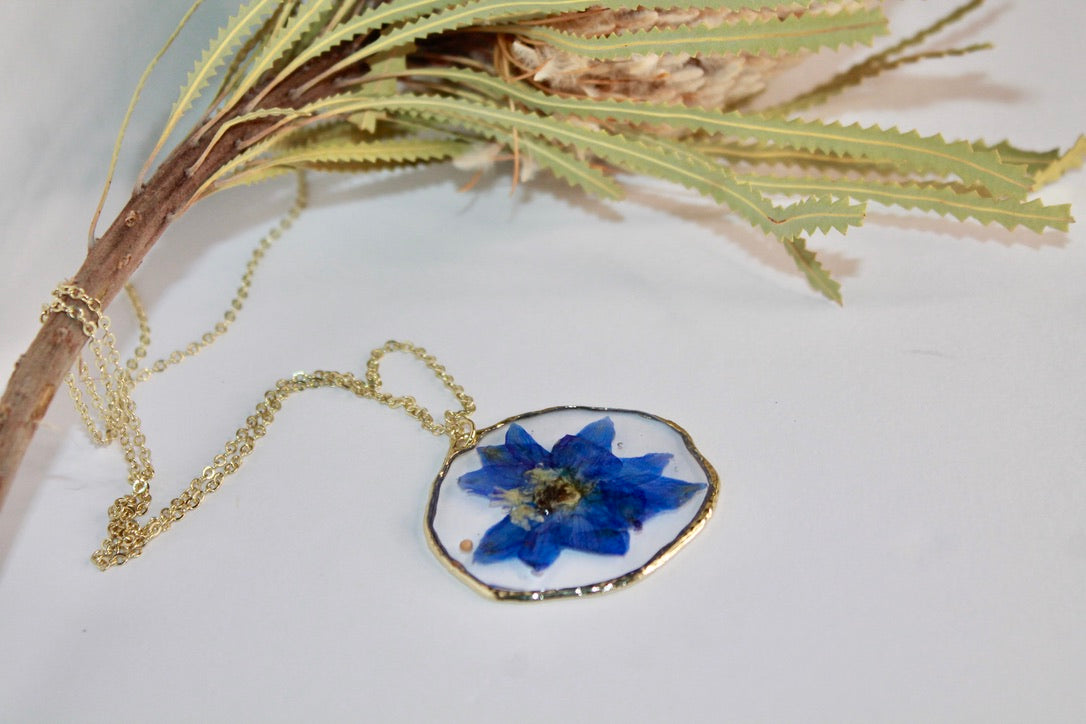 Flower Necklace - Large pendant - 30in Chain