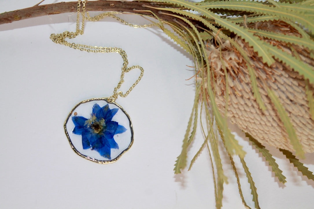 Flower Necklace - Large pendant - 30in Chain